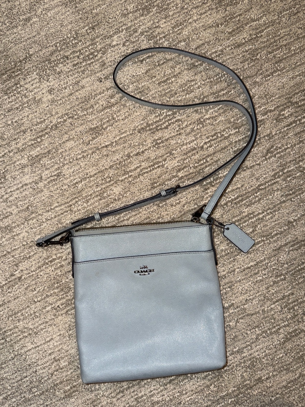 Coach // Kitt Messenger Crossbody